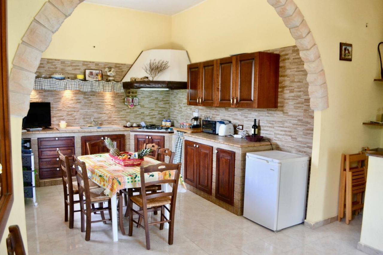 Villa Rosa - Ai Piedi Dell'Etna Бруколи Экстерьер фото