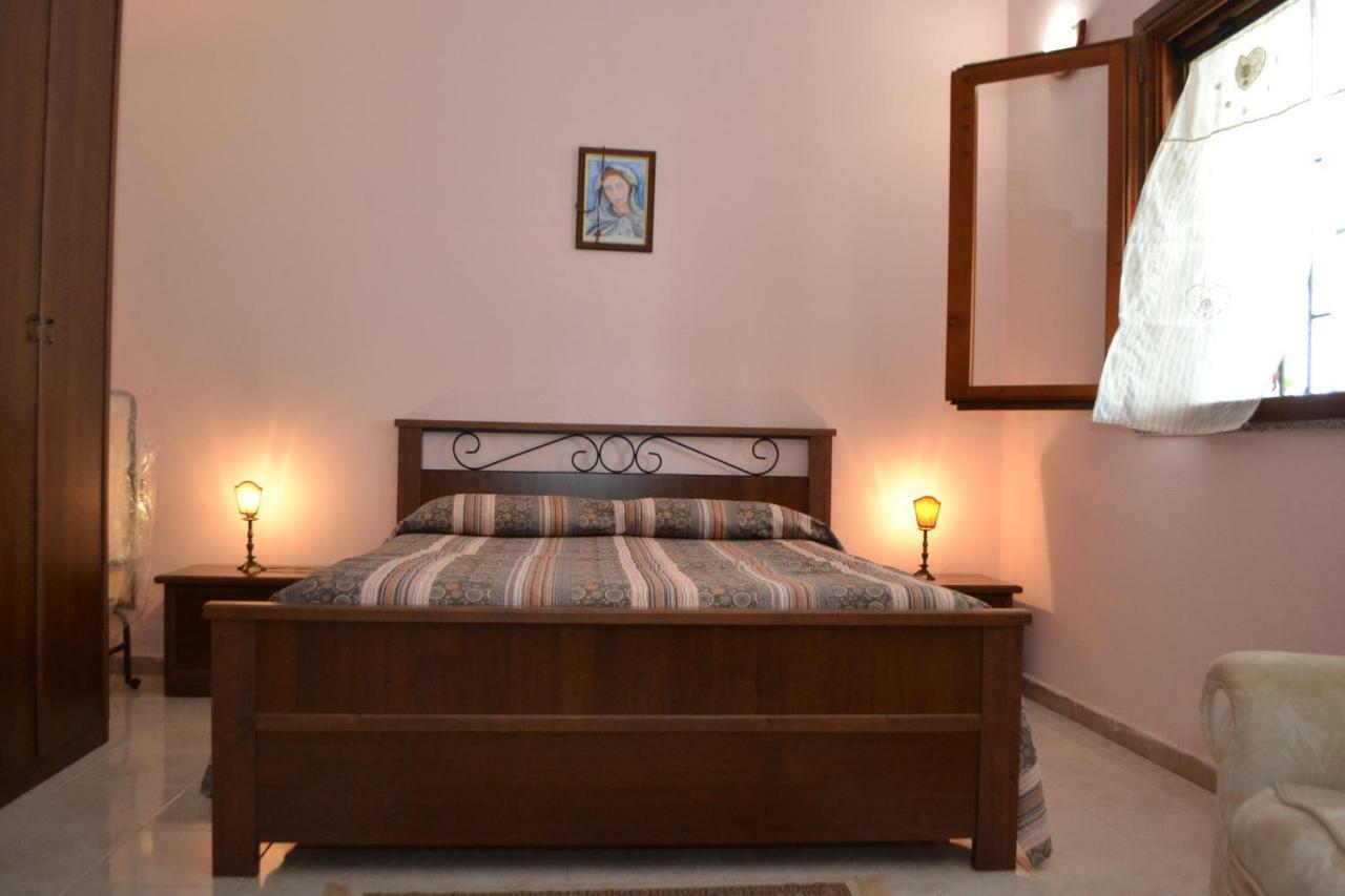 Villa Rosa - Ai Piedi Dell'Etna Бруколи Экстерьер фото